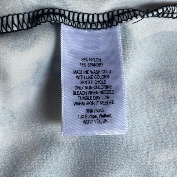 Cynthia Rowley Black and White Floral Mini Skirt - Picture 4 of 4